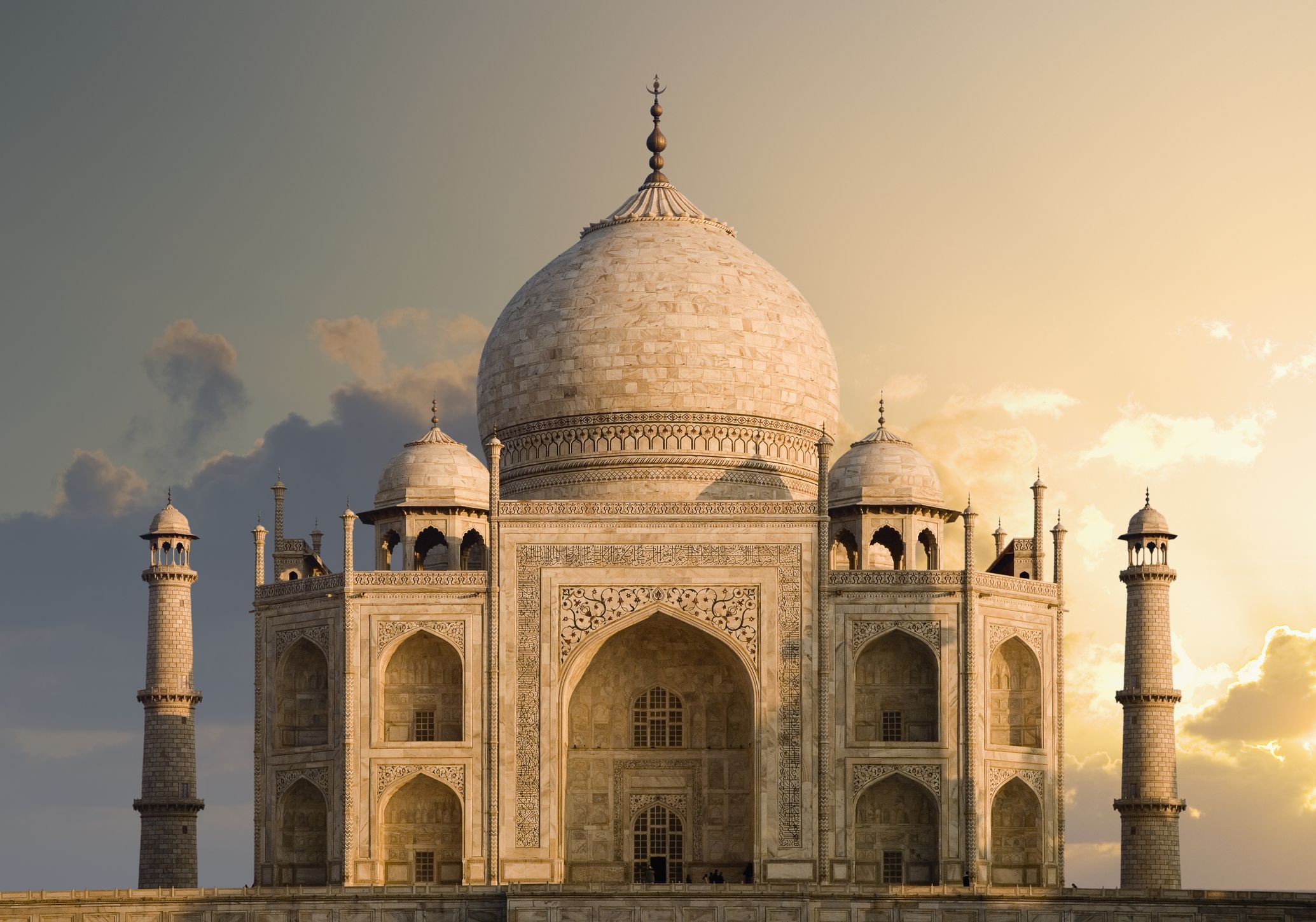 best guided tours of india