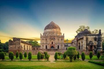 1 Day Delhi & 1 Day Agra Tour